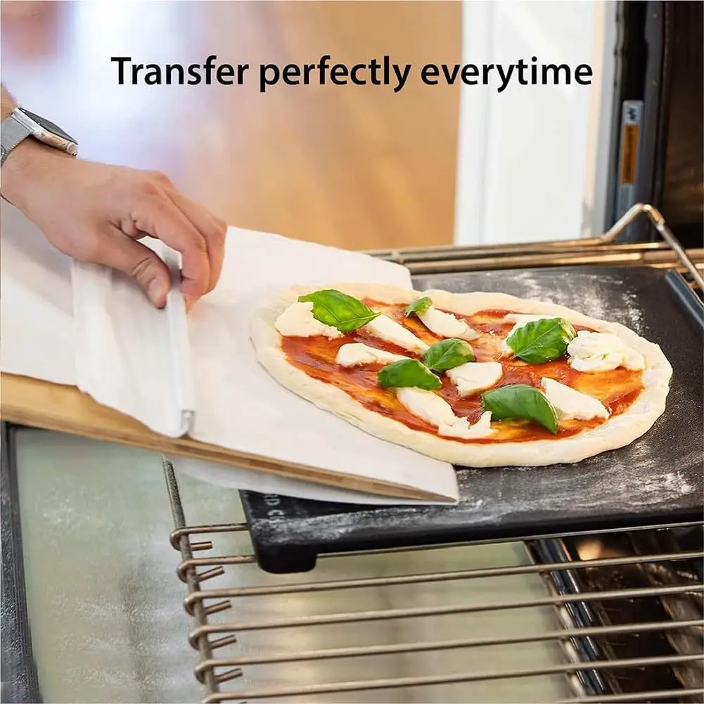 Handy pizza baking tray with non-stick surface for perfect pizza