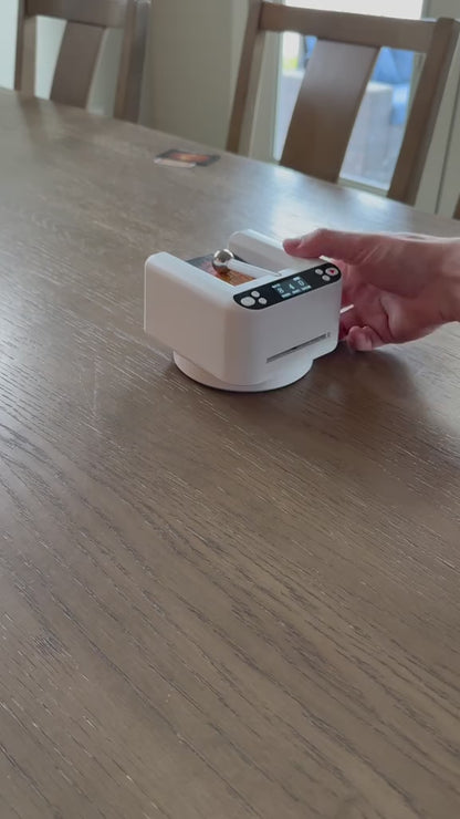 ProDeck™ Smart Card Dealer